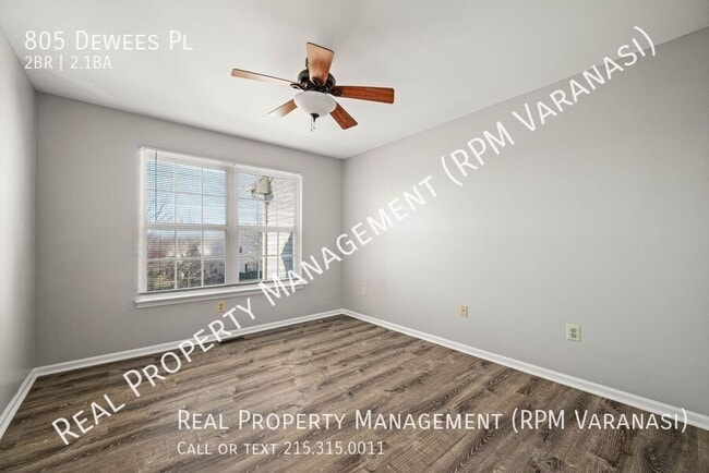 Building Photo - 805 Dewees Pl