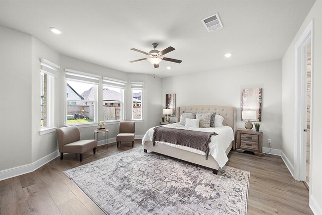 Building Photo - 10022 Serenity Grv Dr