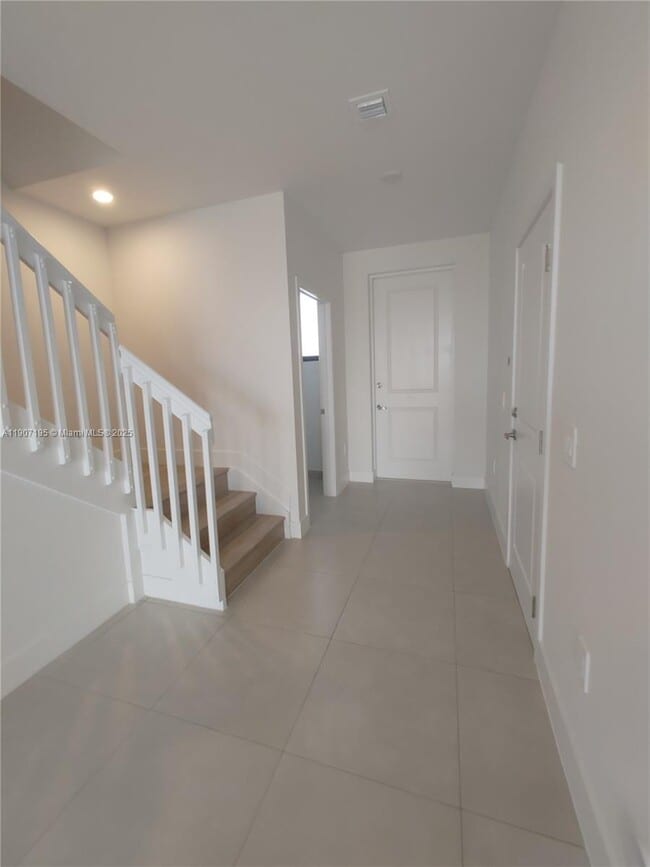 Building Photo - 34468 SW 191st Ct