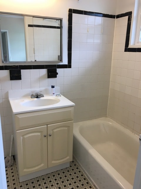 Building Photo - 5319 Pooks Hill Rd