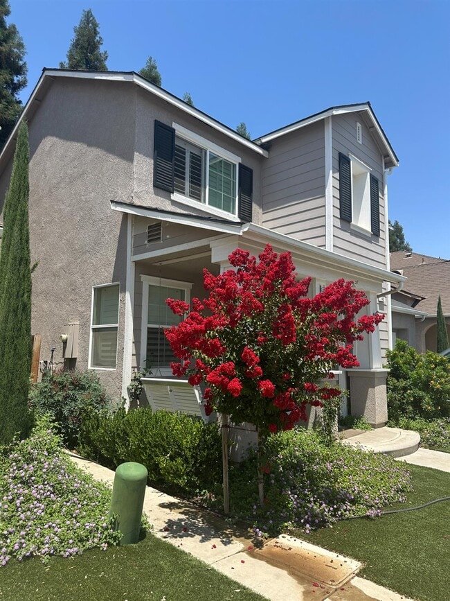Building Photo - 43 W Bohemia Ln