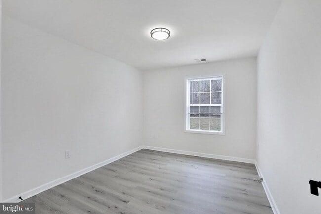 Building Photo - 35355 Hamlin School Ln