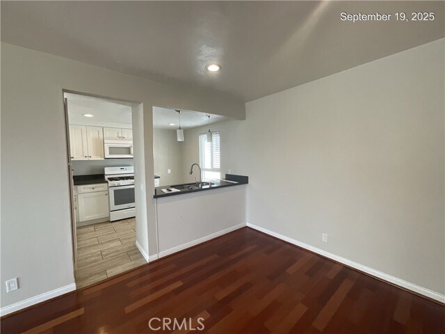 Building Photo - 34021 Granada Dr