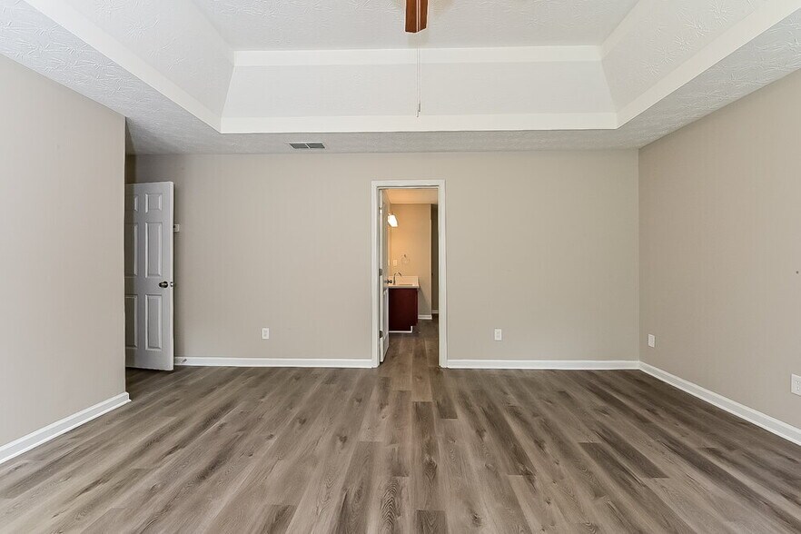 Building Photo - 223 Millstone Dr