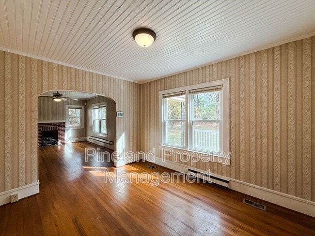 Building Photo - 352 Tc Jones Rd