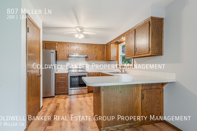 Building Photo - 807 Miller Ln