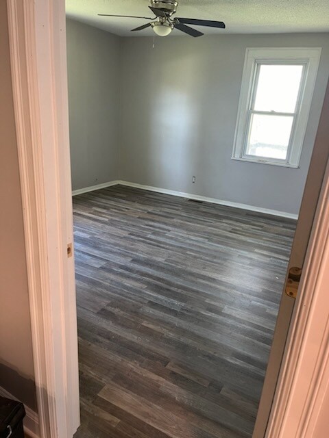 Building Photo - 6921 Milestrip Rd