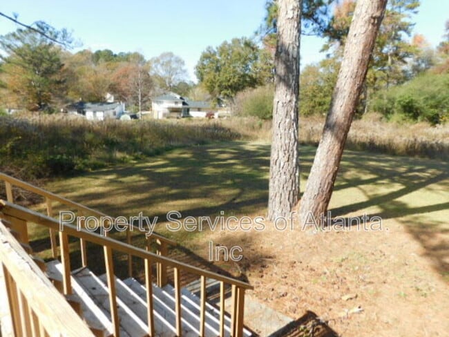 Building Photo - 8079 Kendrick Rd