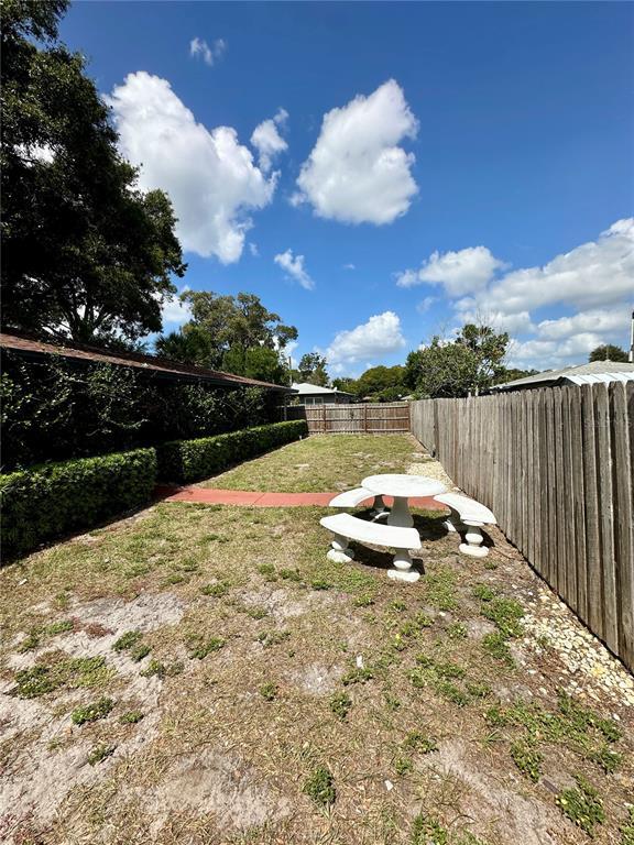 Building Photo - 412 S Aurora Ave