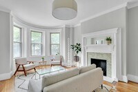 Building Photo - 1485 Beacon St