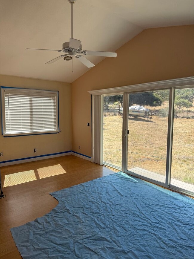 Building Photo - QUAINT UPDATED ADU IN THE COUNTRY