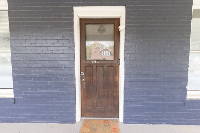 Building Photo - 501 Steele St