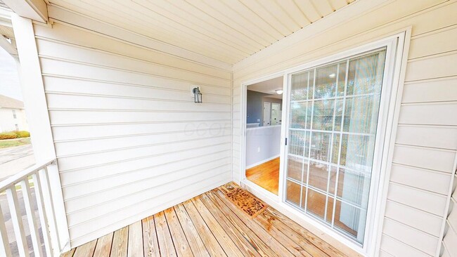 Building Photo - 5604 Vintage Pl