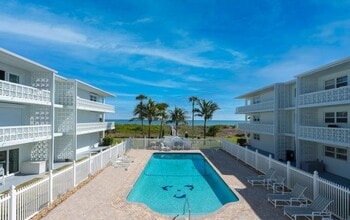 Building Photo - 4800 Ocean Beach Blvd