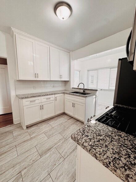 Building Photo - 3527 Georgia St