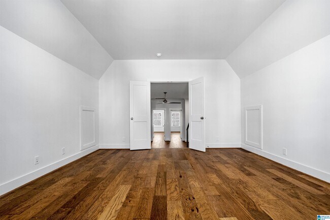 Building Photo - 3789 Poe Dr