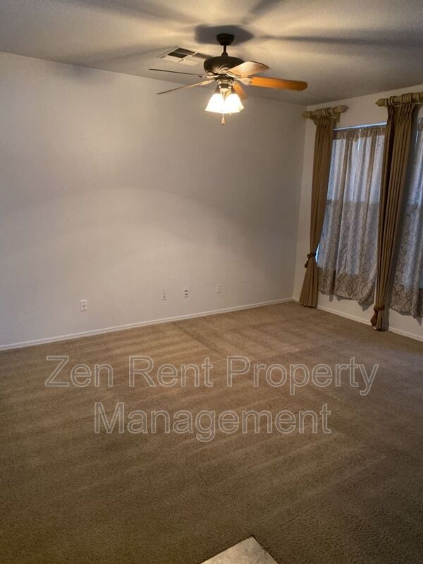 Building Photo - 1320 S Providence Cir