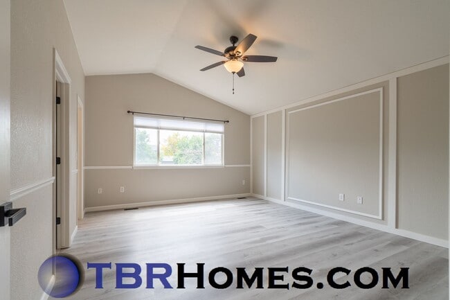 Building Photo - 13612 Plaster Cir