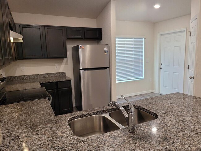 Building Photo - 12007 Henley Ave