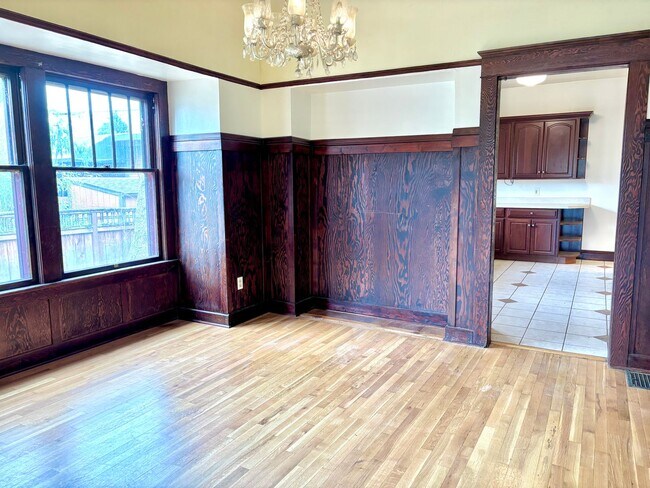 Building Photo - Historic and Spacious Humboldt Neighborhood Home w/ Covered Front/Back Patio and Huge Basement