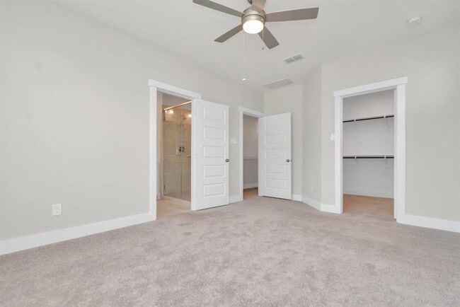 Building Photo - 725 Strawberry Pines Ct