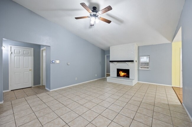 Building Photo - 7418 Boisenberry Ln