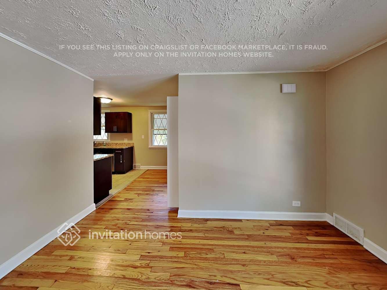 Building Photo - 4717 Wesley Terrace