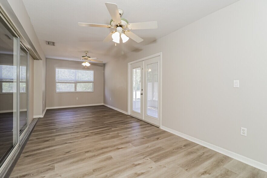 Building Photo - 4654 Murcross Ln