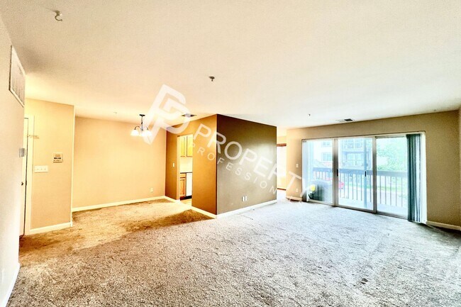 Building Photo - Condo for Rent in New Castle