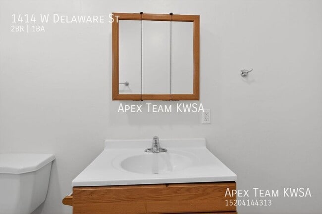 Building Photo - 1414 W Delaware St