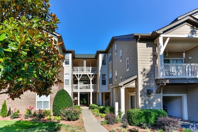 Building Photo - Camden Ballantyne