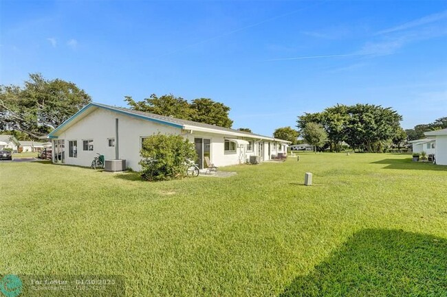 Building Photo - 1070 NW 85th Terrace