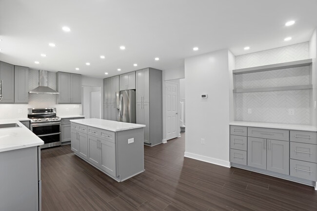 Building Photo - 4001 Mossy Bank Ln