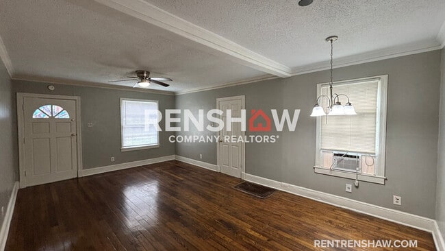 Building Photo - 2915 Felix Ave