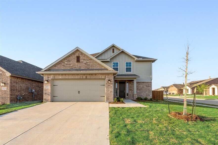 Building Photo - 3531 Columbus St