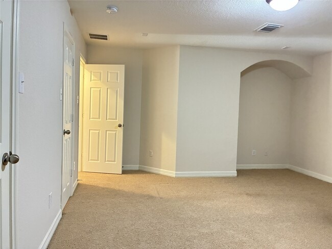 Building Photo - 14207 Parable Ct