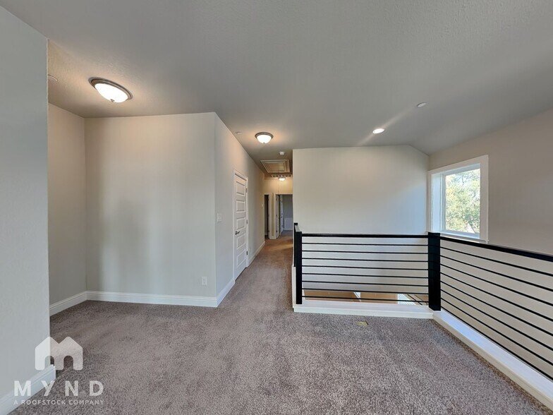 Building Photo - 2605 Sam Bass Rd