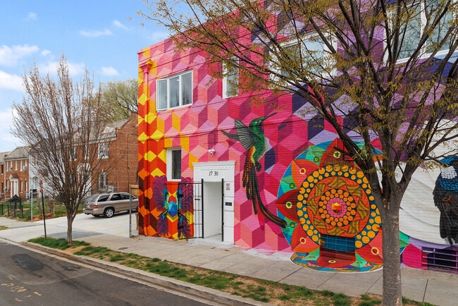 Building Photo - 1730 Trinidad Ave NE