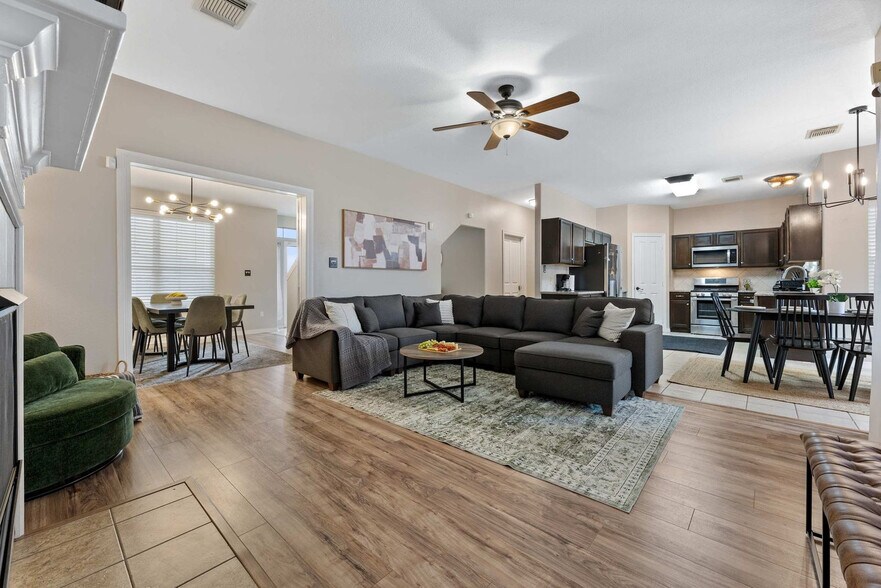 Building Photo - 14190 Brushwood-SI ID1514818P