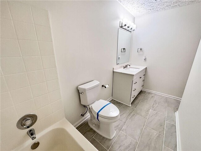 Building Photo - 4406 Singletree Way