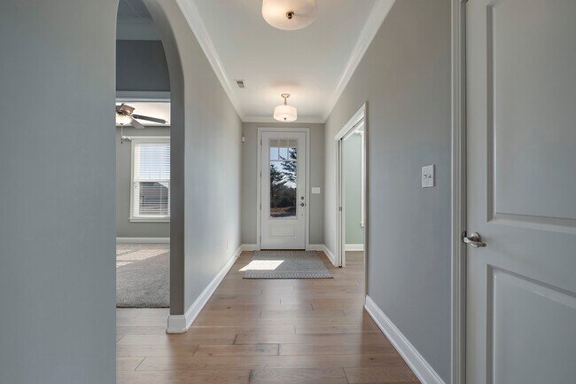Building Photo - 122 Pocola Way