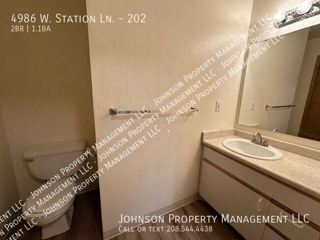 Building Photo - 4986 W Station Ln