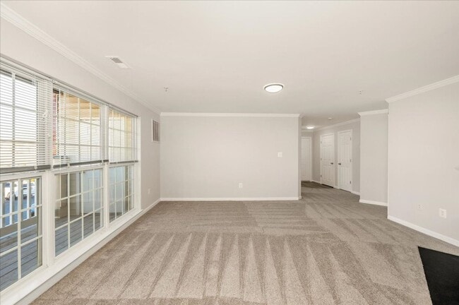 Building Photo - Wonderful Condo For Lease