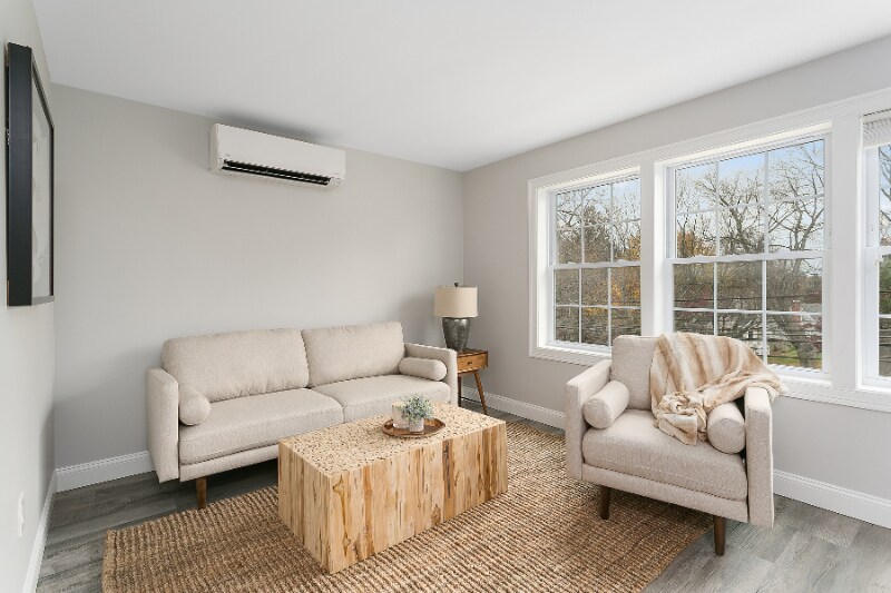 Building Photo - 1645 Black Rock Tpke