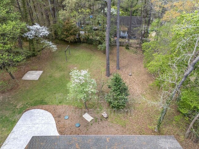 Building Photo - 8907 Rollingwood Rd