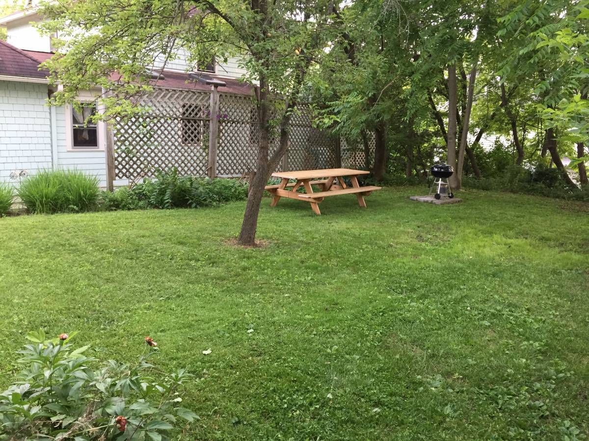 Building Photo - 204 Cornell St