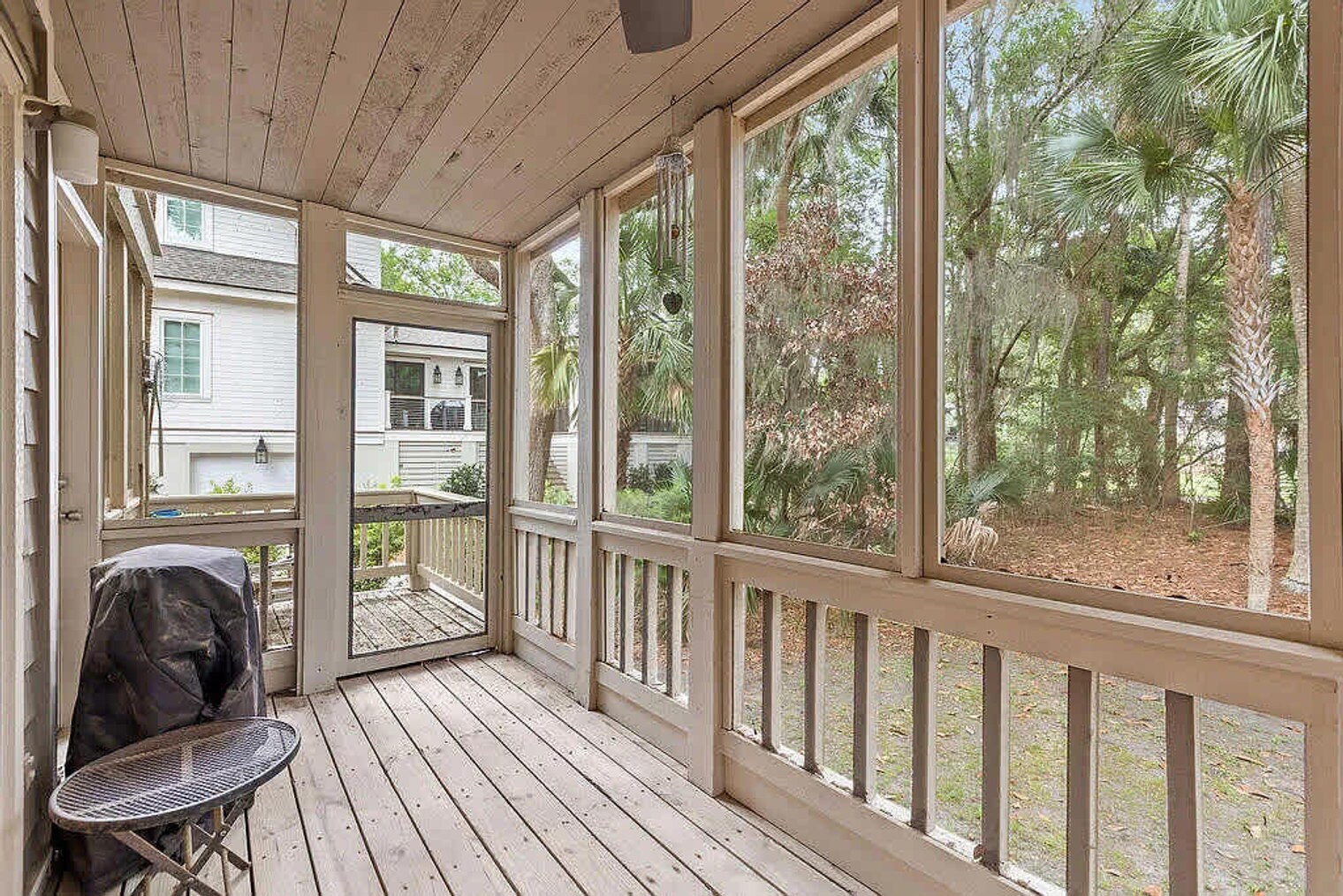 Building Photo - 2780 Hidden Oak Dr