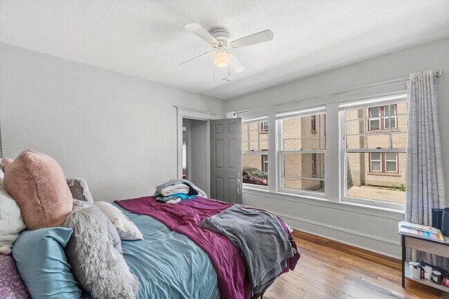 Building Photo - 748 N 34th St