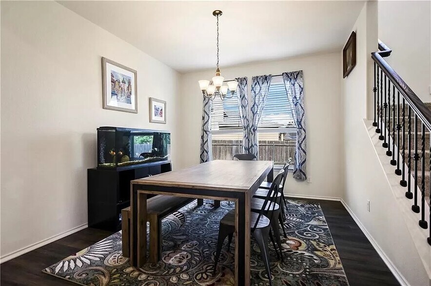 Building Photo - 7925 Arezzo Dr