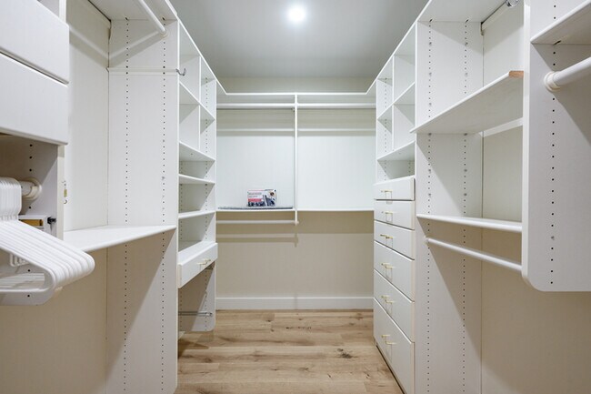 Building Photo - Gated Newport Coast 5BR w/ Pool Access